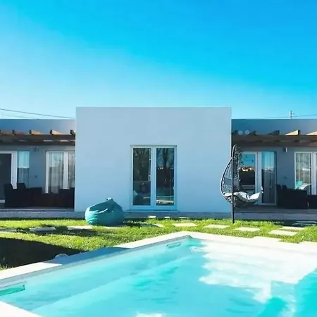 Charming House With Pool In Atalaia Holiday home